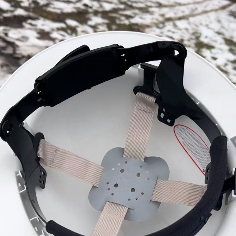 Inside view of the 4-point ratchet suspension in a full brim hard hat